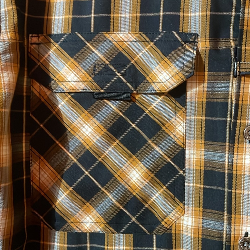 Wrangler ATG Button Down Shirt - All Terrain Gear - Picture 8 of 11
